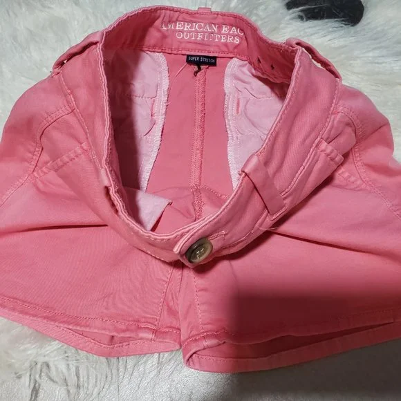 American Eagle Super Stretch pink shorts - Picture 2 of 6